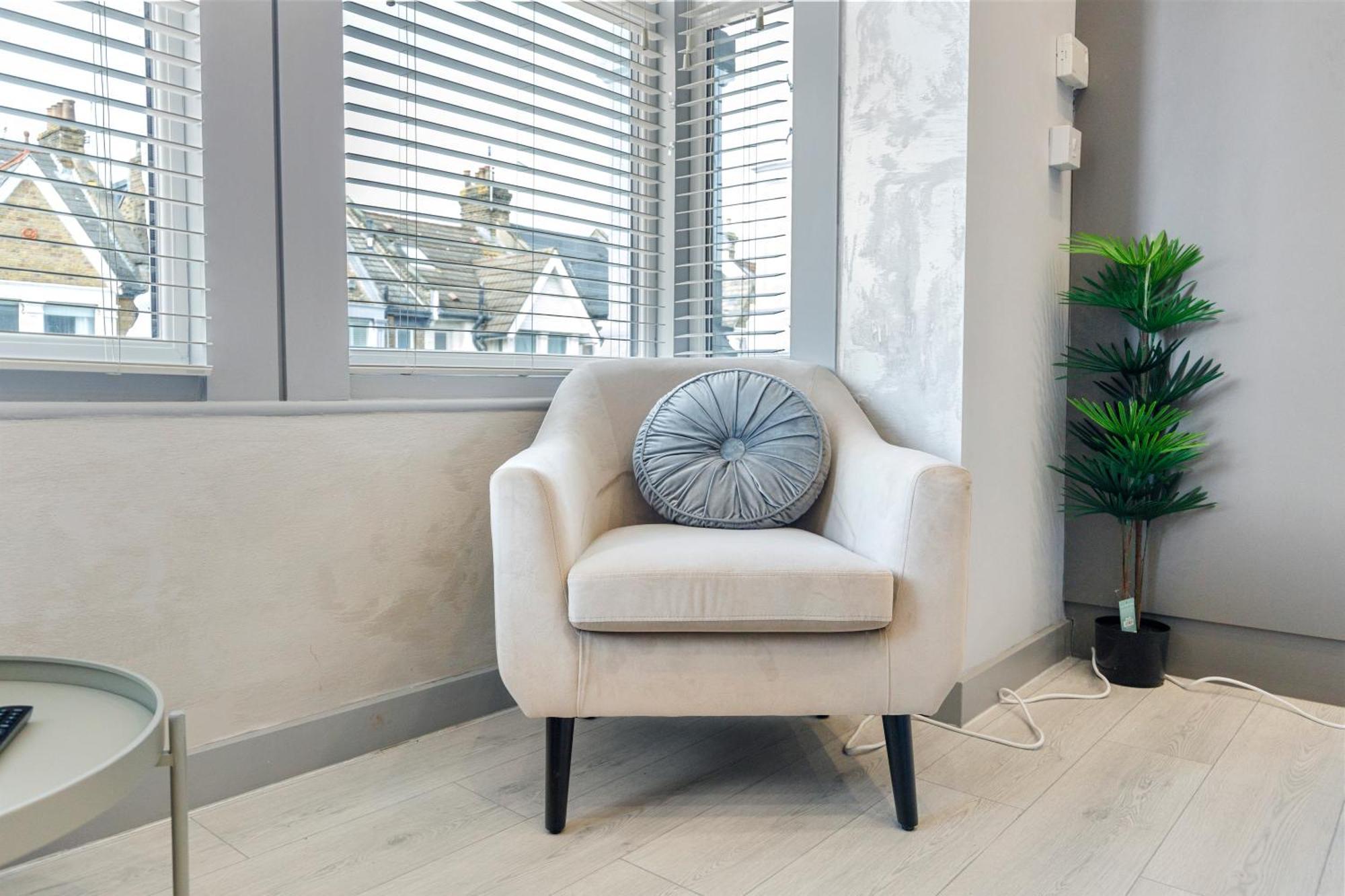 Wembley Luxury 3 Bedroom London Bagian luar foto